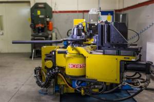 CNC stroj za krivljenje cevi (5)