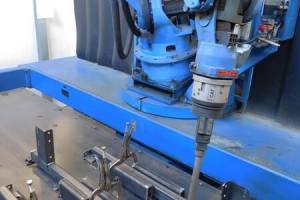 Stroj za robotsko varjenje (4)