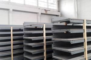 Ukrivljena pločevina (2)