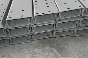 Ukrivljena pločevina (1)