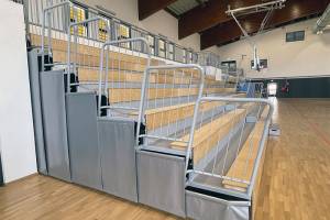 Kovinska oprema (10)