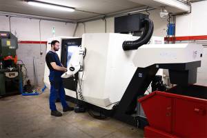 CNC stružnica CLX 450 (3)