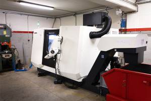 CNC stružnica CLX 450 (4)